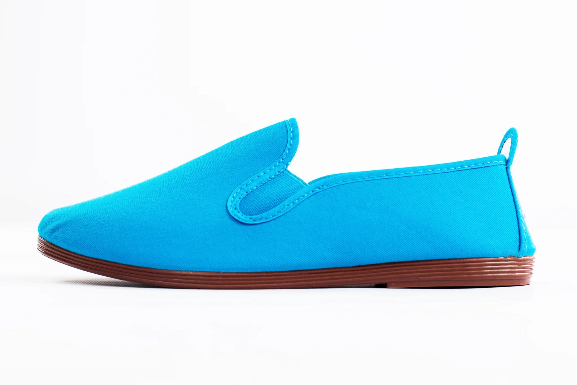 Turquoise summer shoes by Javer, ocean-inspired Spanish footwear 