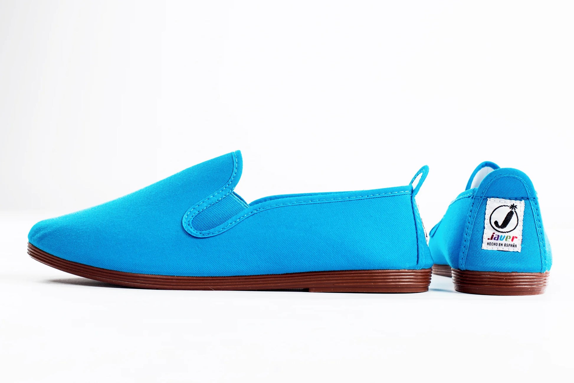 Turquoise summer shoes by Javer, ocean-inspired Spanish footwear 